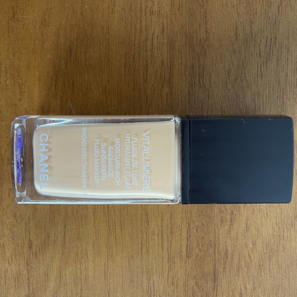 Chanel vita lumiere foundation